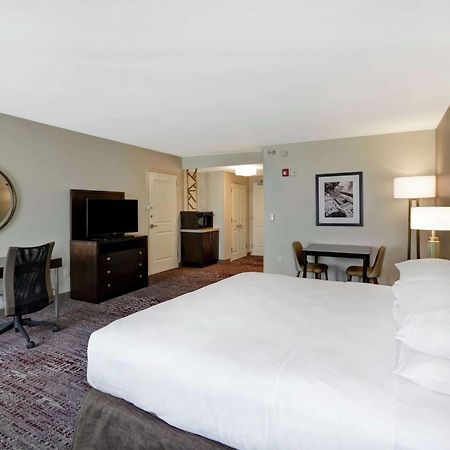 Doubletree By Hilton Chicago Midway Airport, Il Hotell Bedford Park Eksteriør bilde