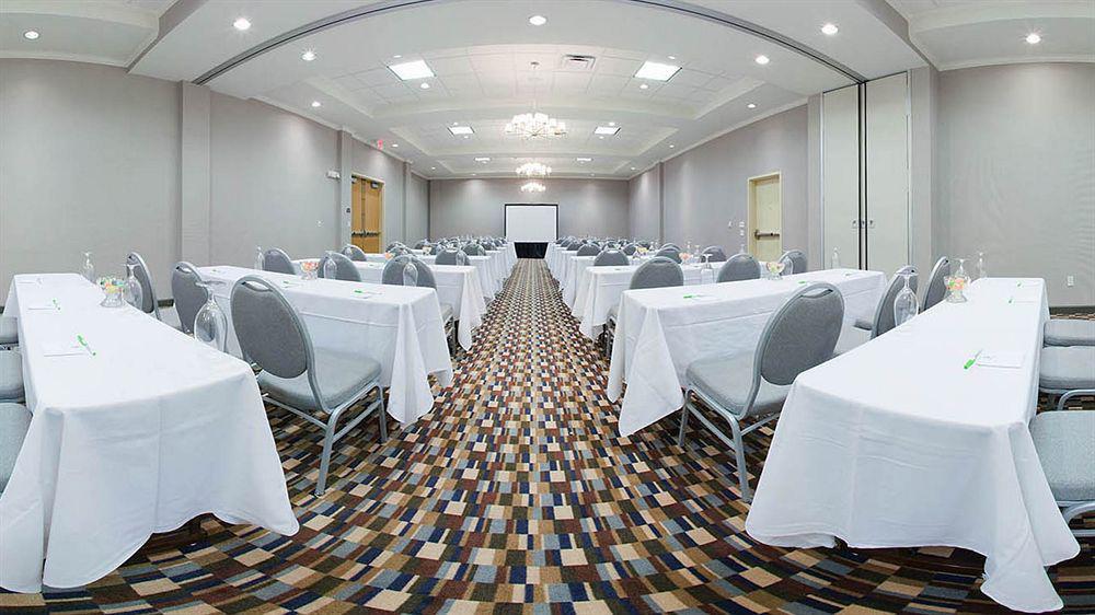 Doubletree By Hilton Chicago Midway Airport, Il Hotell Bedford Park Eksteriør bilde