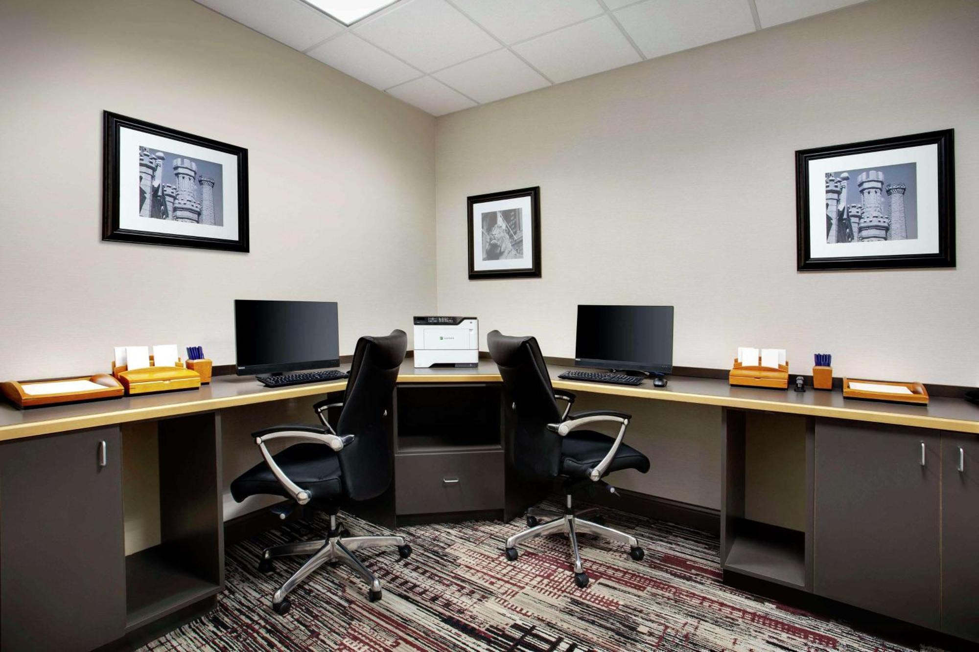 Doubletree By Hilton Chicago Midway Airport, Il Hotell Bedford Park Eksteriør bilde