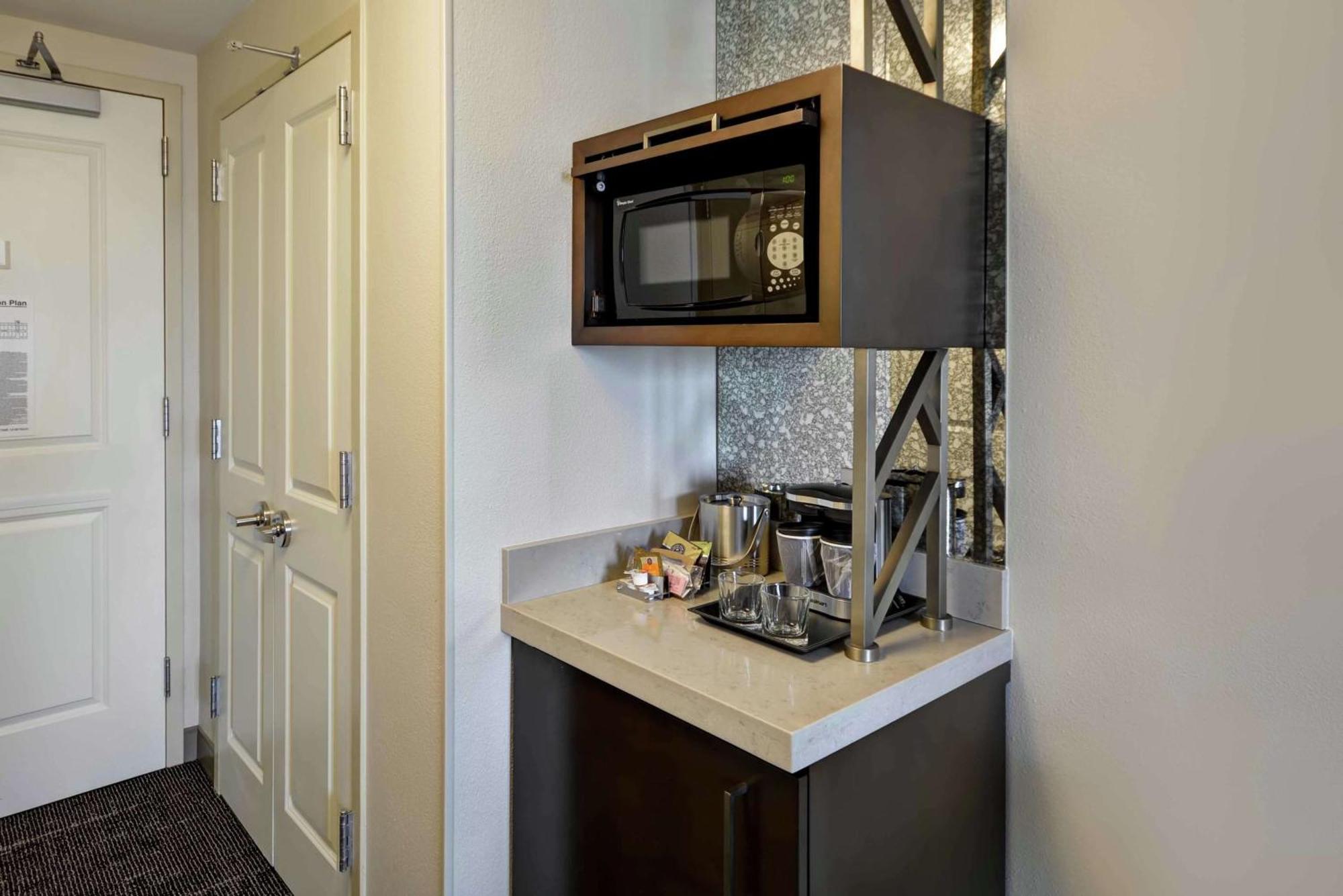 Doubletree By Hilton Chicago Midway Airport, Il Hotell Bedford Park Eksteriør bilde