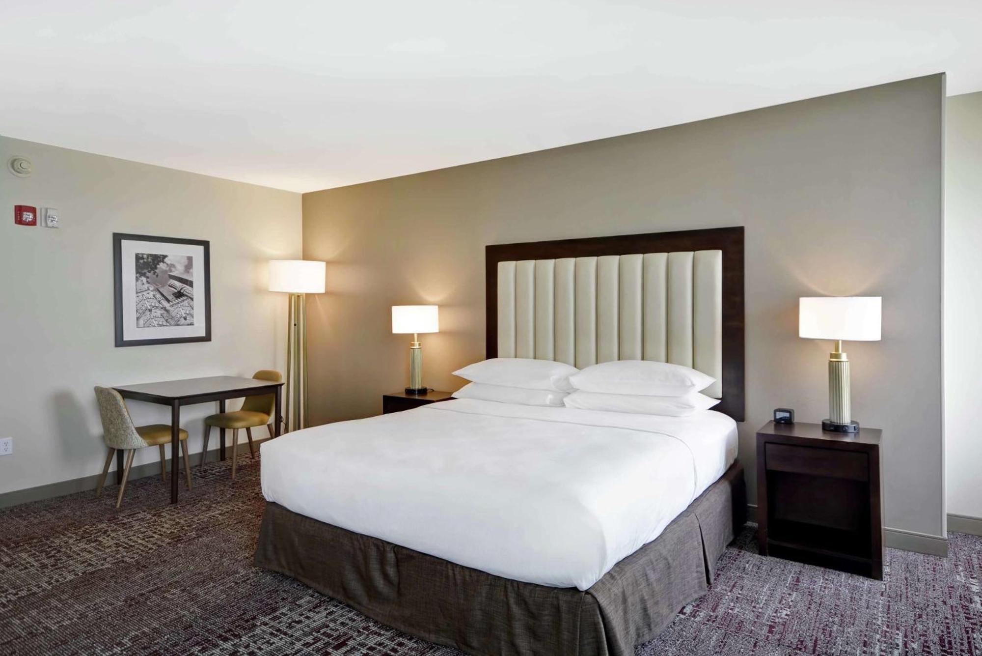 Doubletree By Hilton Chicago Midway Airport, Il Hotell Bedford Park Eksteriør bilde