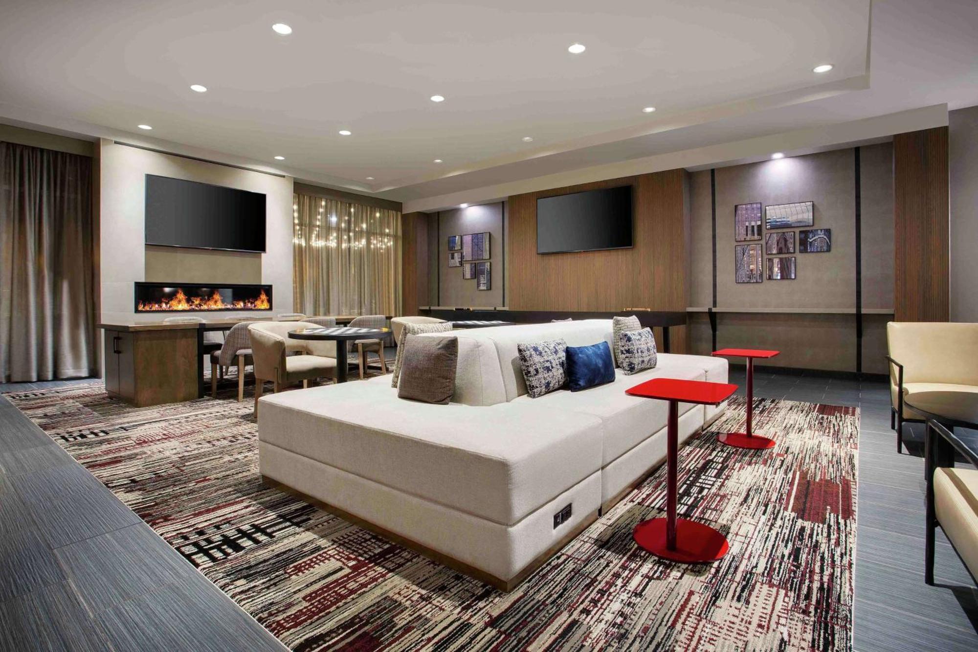 Doubletree By Hilton Chicago Midway Airport, Il Hotell Bedford Park Eksteriør bilde