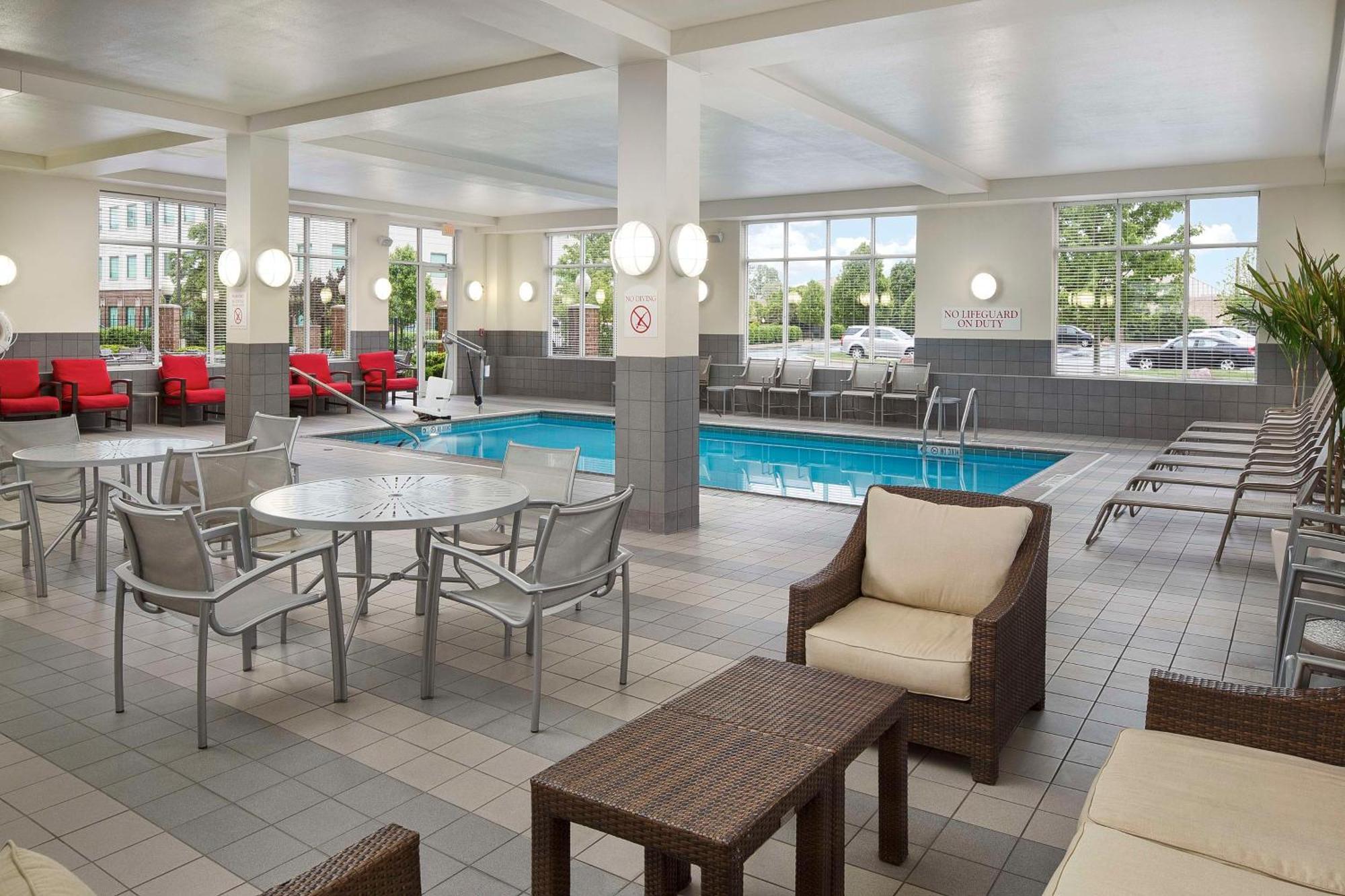 Doubletree By Hilton Chicago Midway Airport, Il Hotell Bedford Park Eksteriør bilde