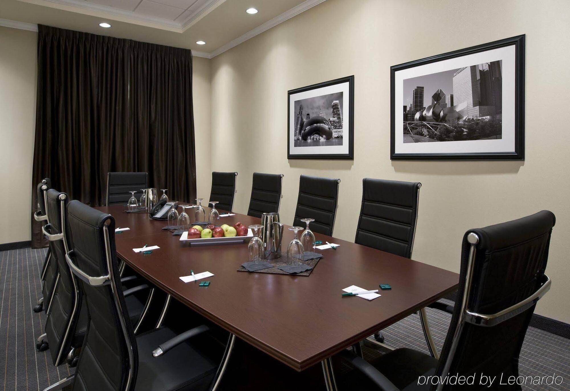 Doubletree By Hilton Chicago Midway Airport, Il Hotell Bedford Park Eksteriør bilde