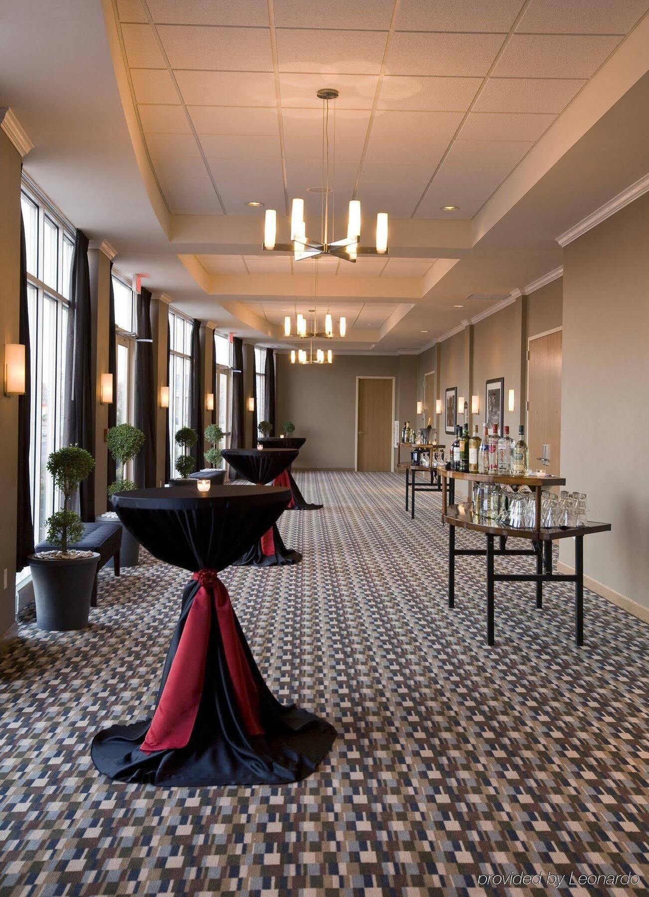 Doubletree By Hilton Chicago Midway Airport, Il Hotell Bedford Park Eksteriør bilde
